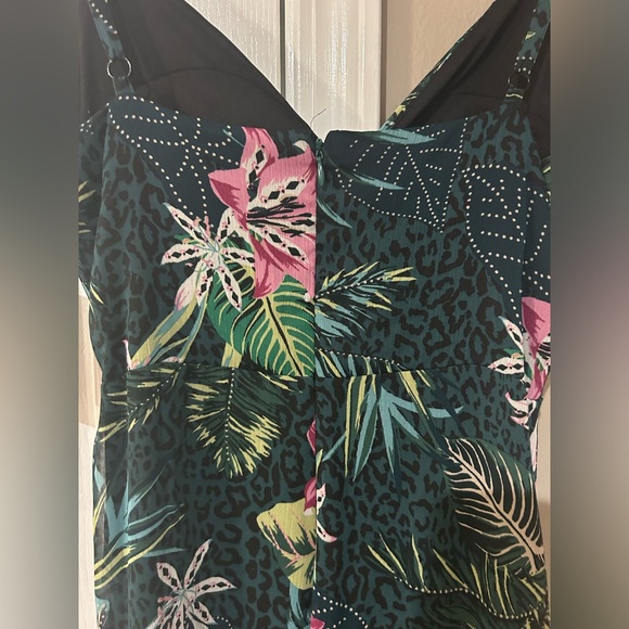 Guess Size 6 Green Black Flower Print Dress NWT - Picture 5 of 10